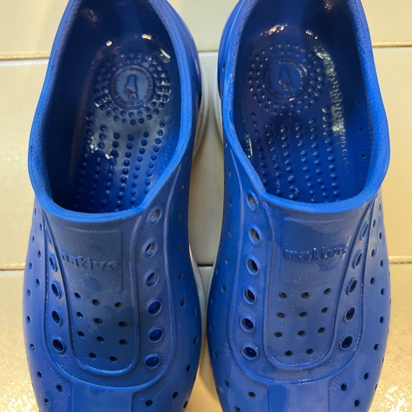 Native “Robbie” Blue Slip-On Shoes - Picture 5 of 5